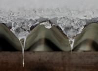 Wasser/ Eis / Eiszapfen